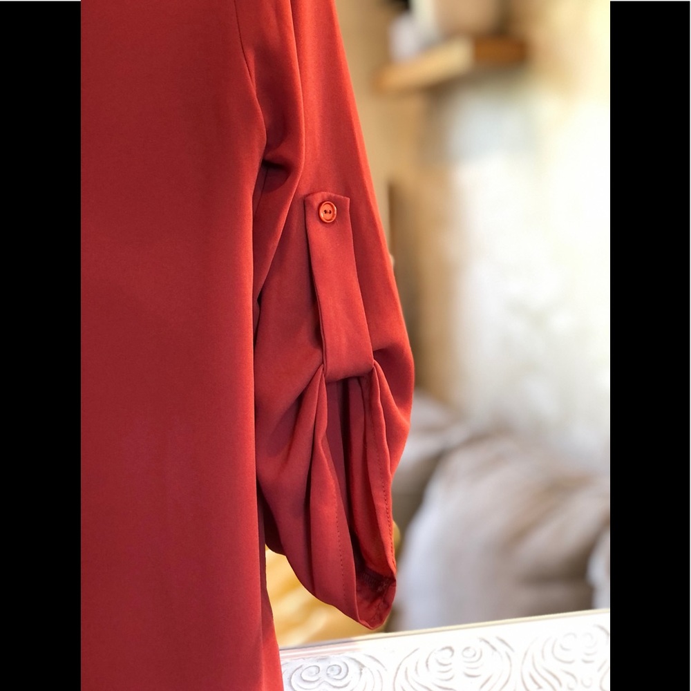 Lush Blouse - Picture 3 of 4